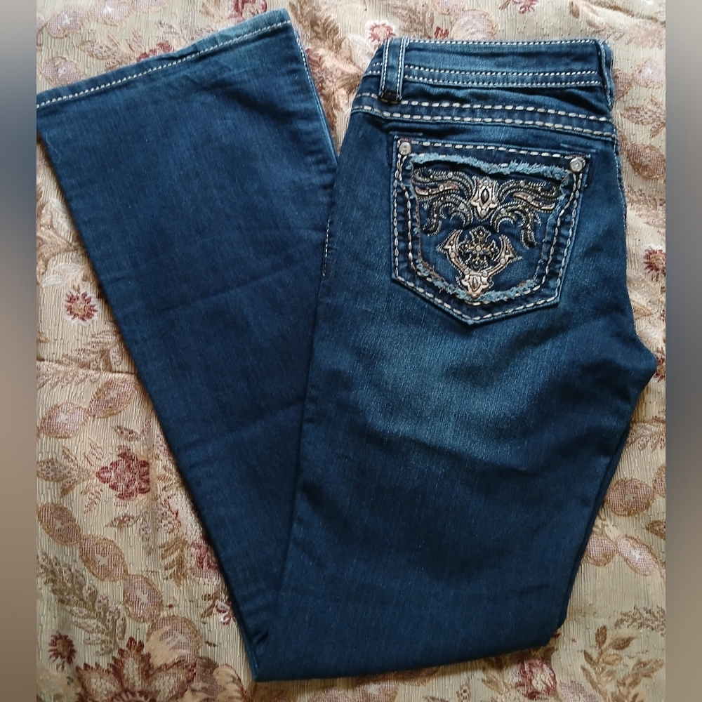 Miss Me JP5580B, Mid-rise Bootcut Jeans W/ Leather Embellished Pockets, 30,EUC